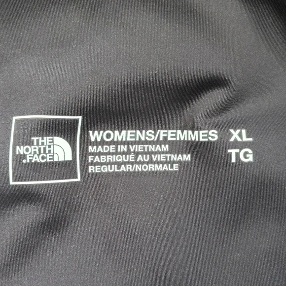 The North Face Women's Black Bike Shorts - Picture 4 of 6